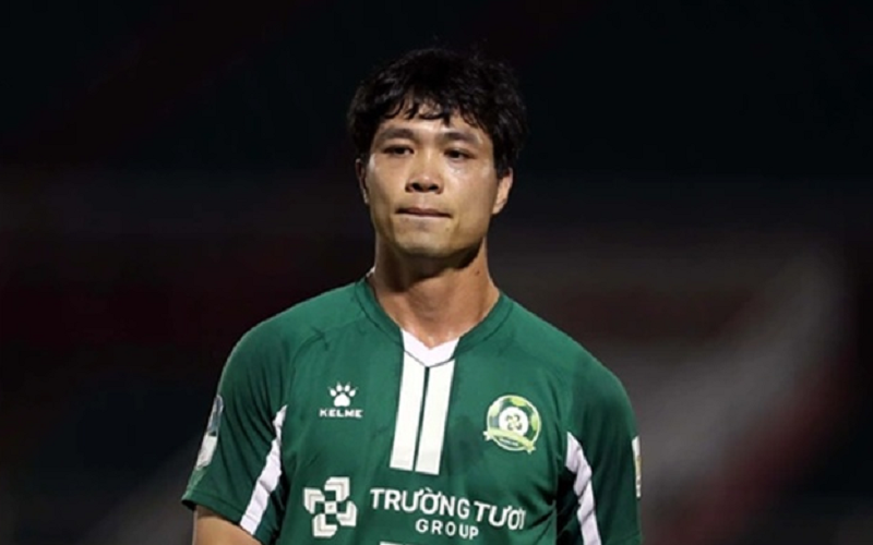 doi-bong-hoang-duc-tao-cot-moc-lich-su-cong-phuong-gap-bat-loi-lon-truoc-ngay-tro-lai