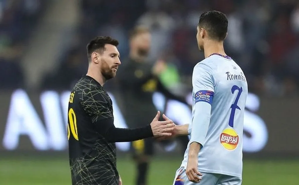 ronaldo va messi ai gioi hon